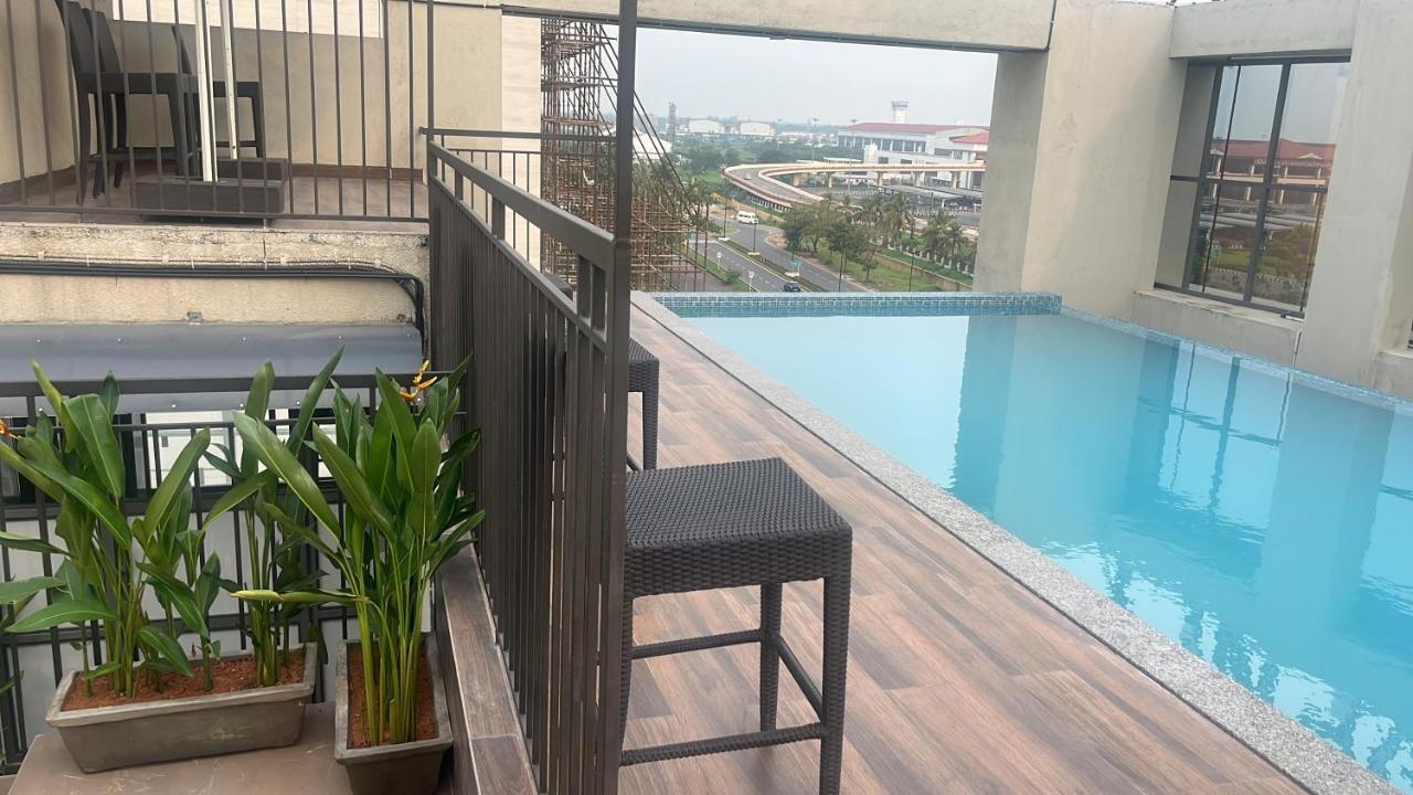 Kochi Presidency Airport Hotel מראה חיצוני תמונה