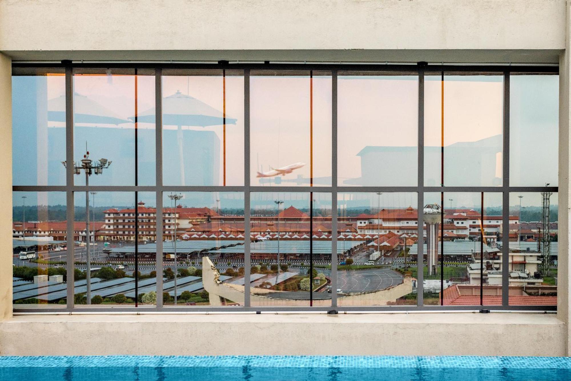 Kochi Presidency Airport Hotel מראה חיצוני תמונה
